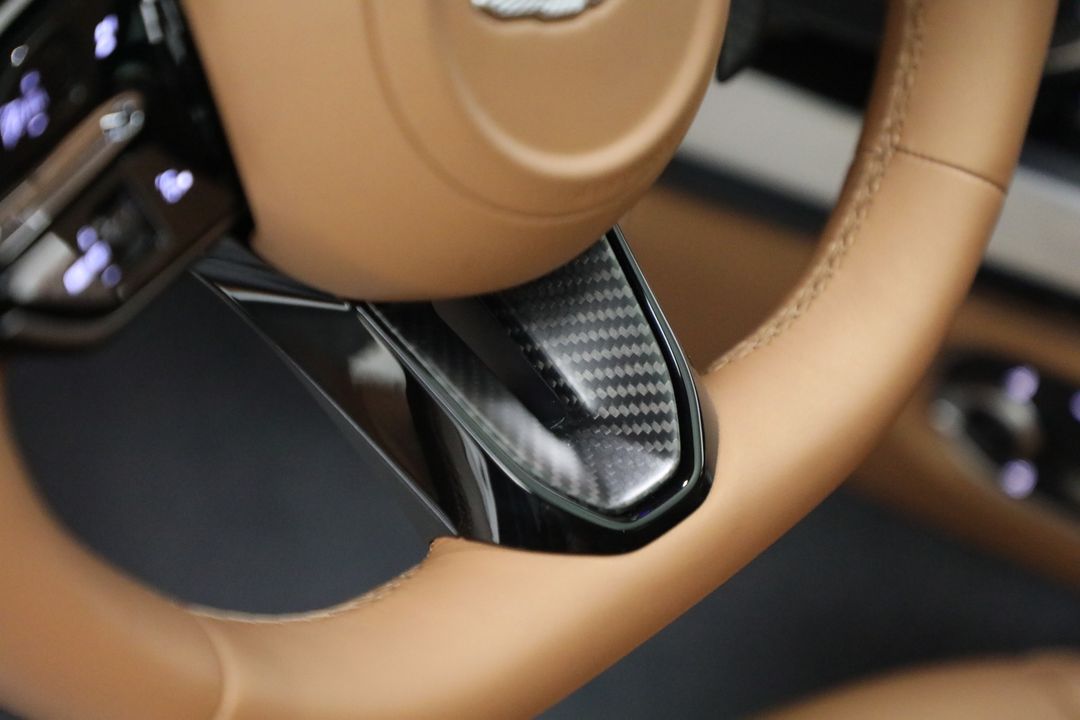 2025 Aston Martin Vanquish