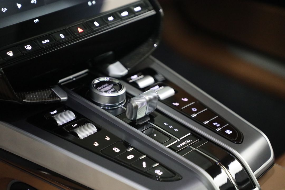 2025 Aston Martin Vanquish