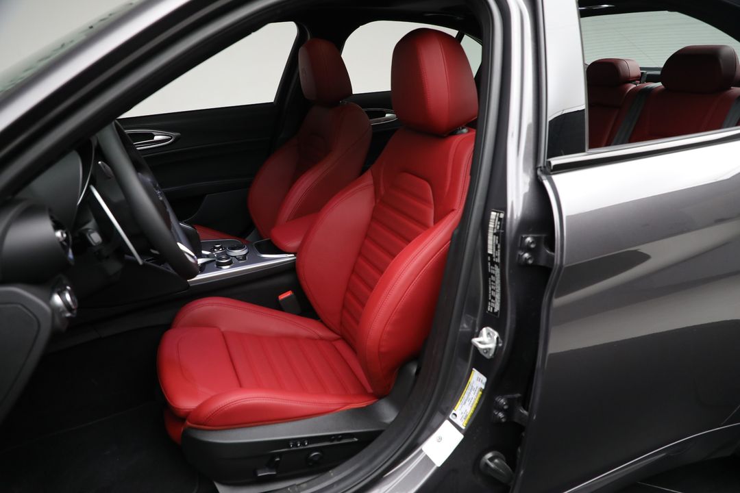 2025 Alfa Romeo Giulia