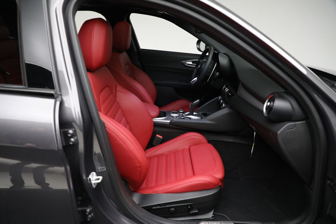 2025 Alfa Romeo Giulia