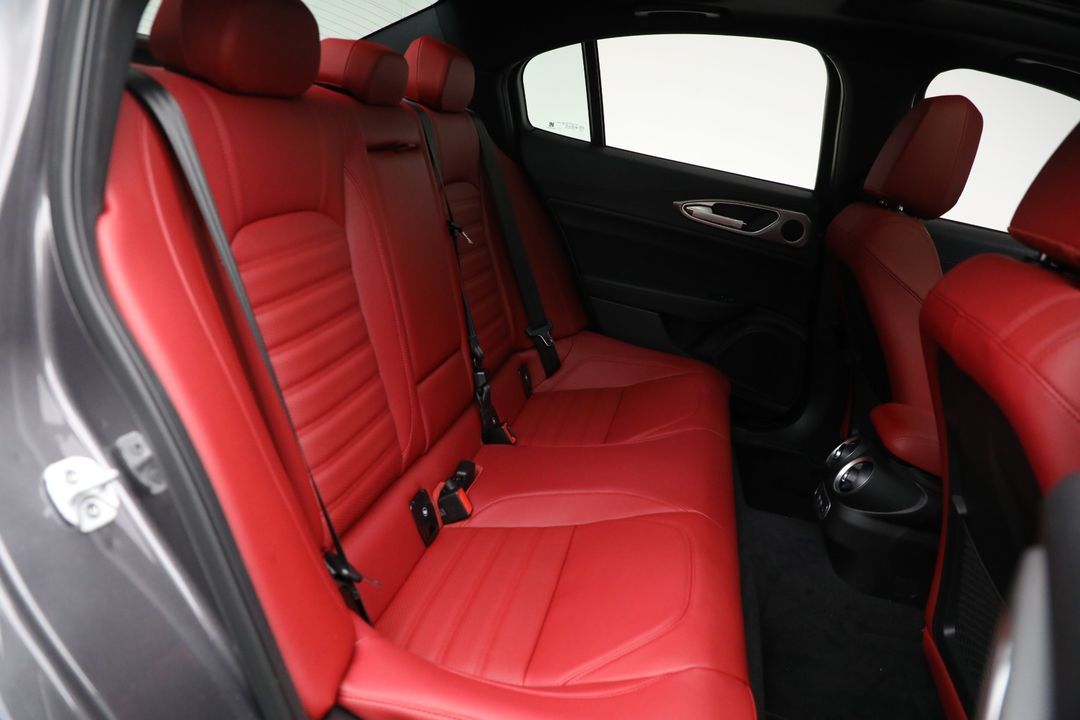 2025 Alfa Romeo Giulia