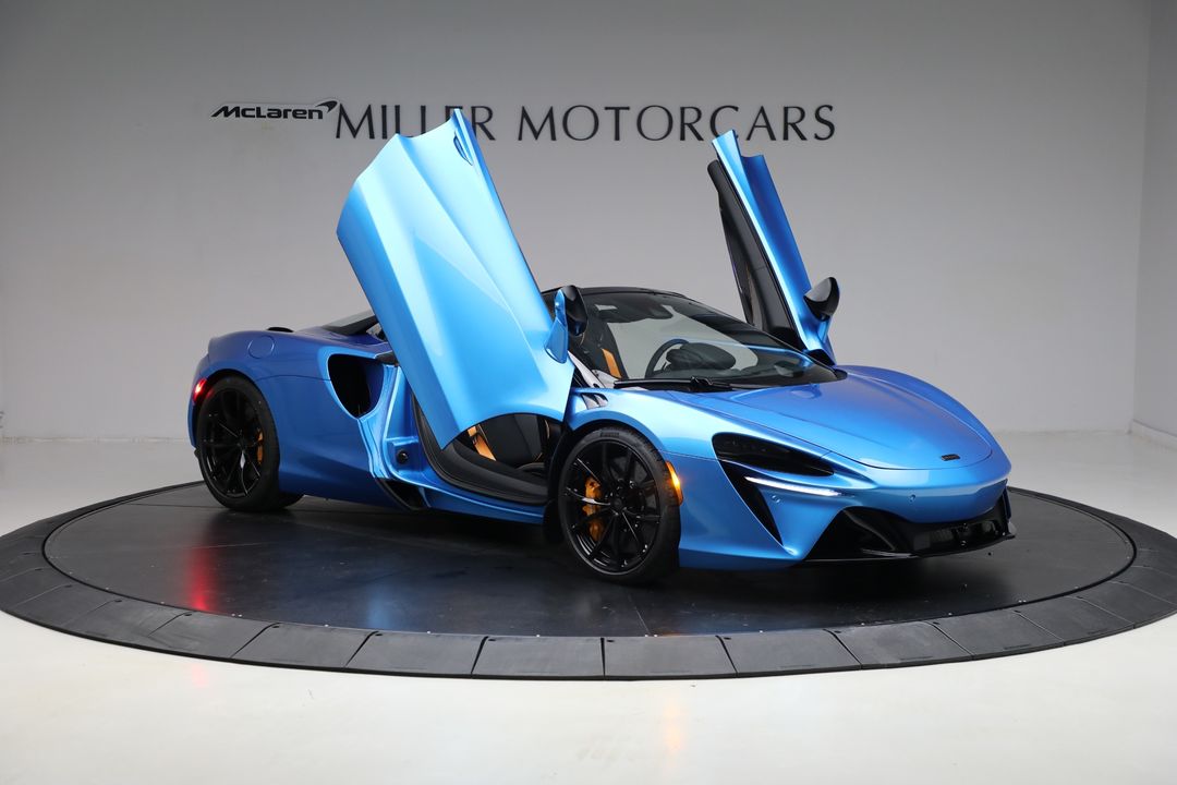 2025 McLaren Artura Spider