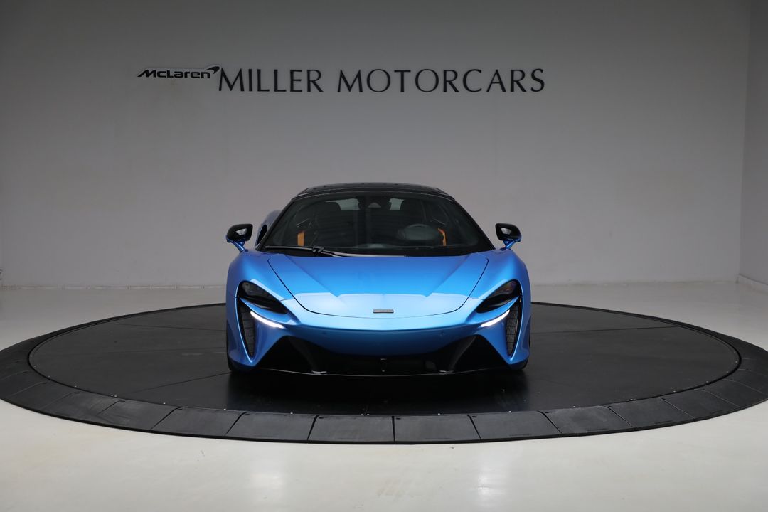 2025 McLaren Artura Spider