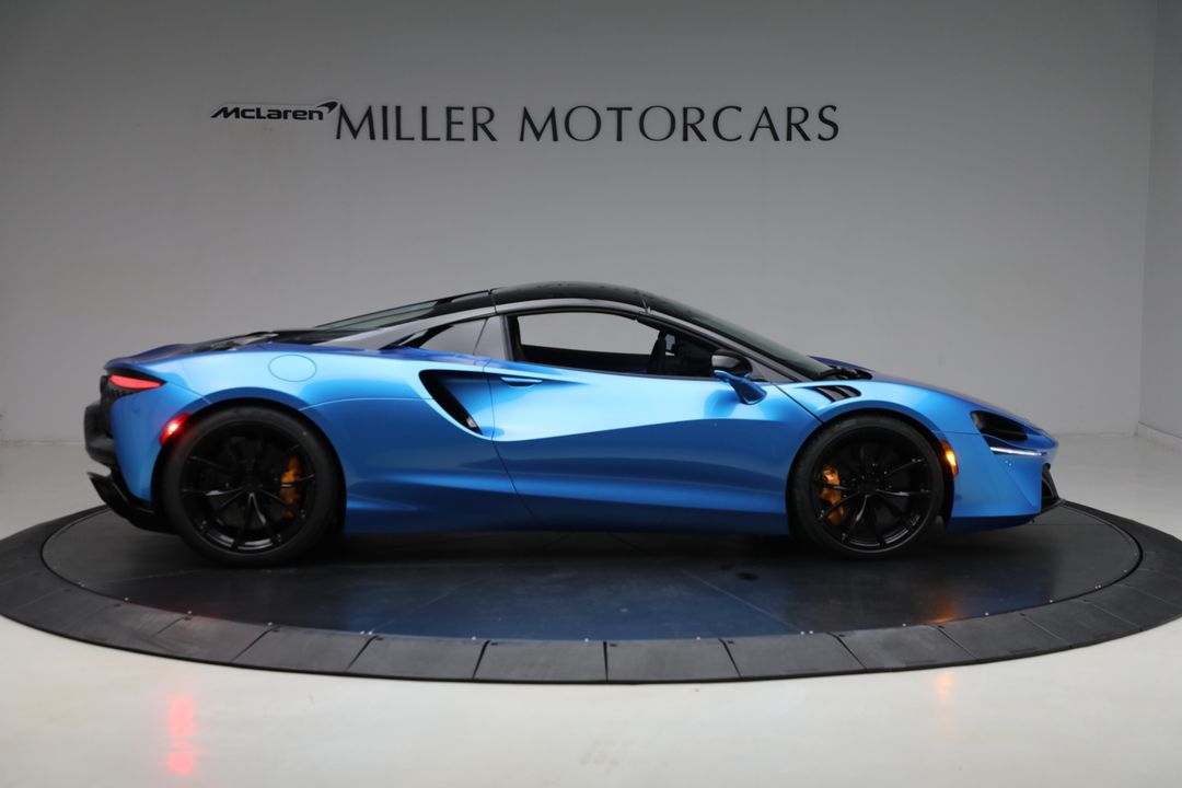 2025 McLaren Artura Spider