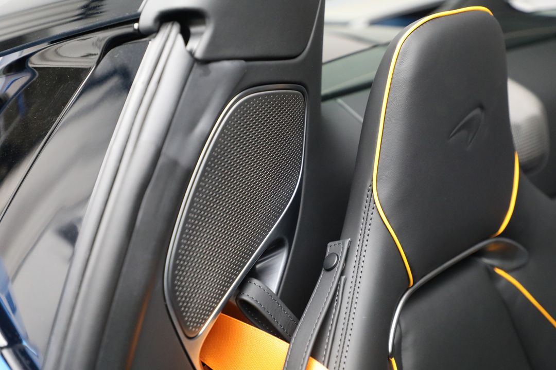 2025 McLaren Artura Spider