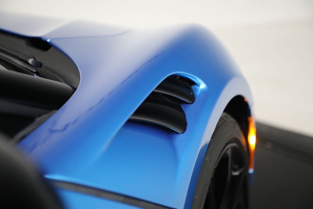 2025 McLaren Artura Spider