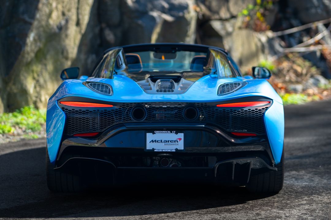 2025 McLaren Artura Spider
