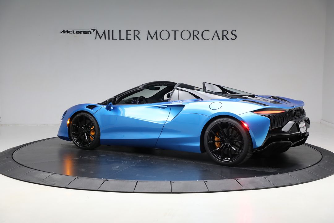 2025 McLaren Artura Spider