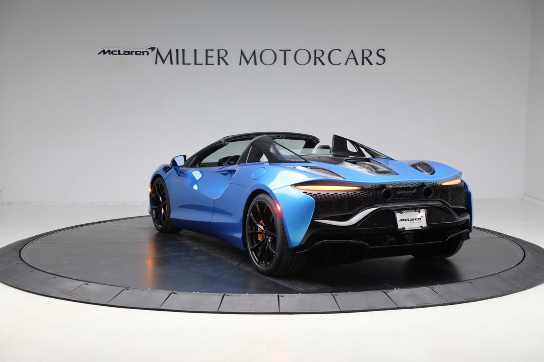 2025 McLaren Artura Spider