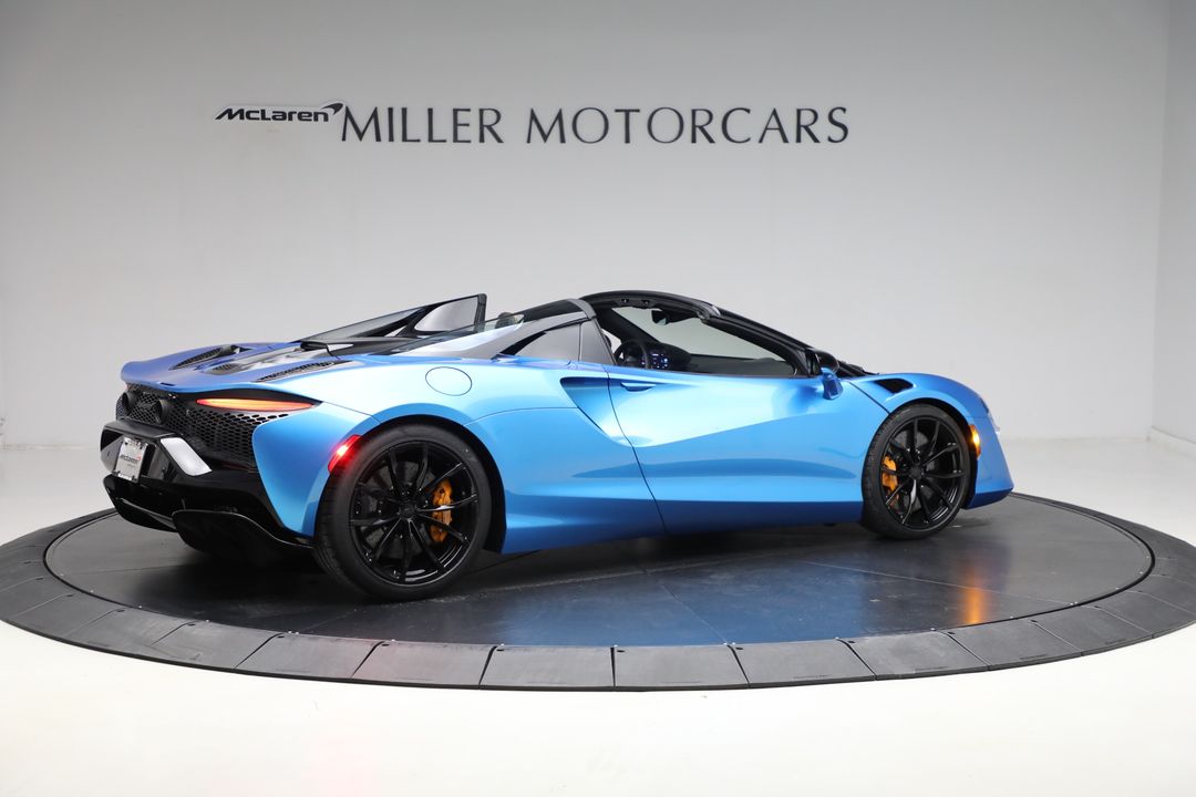 2025 McLaren Artura Spider