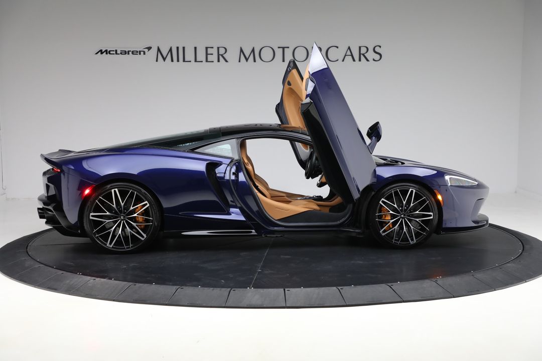 2023 McLaren GT