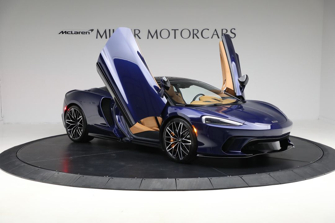 2023 McLaren GT