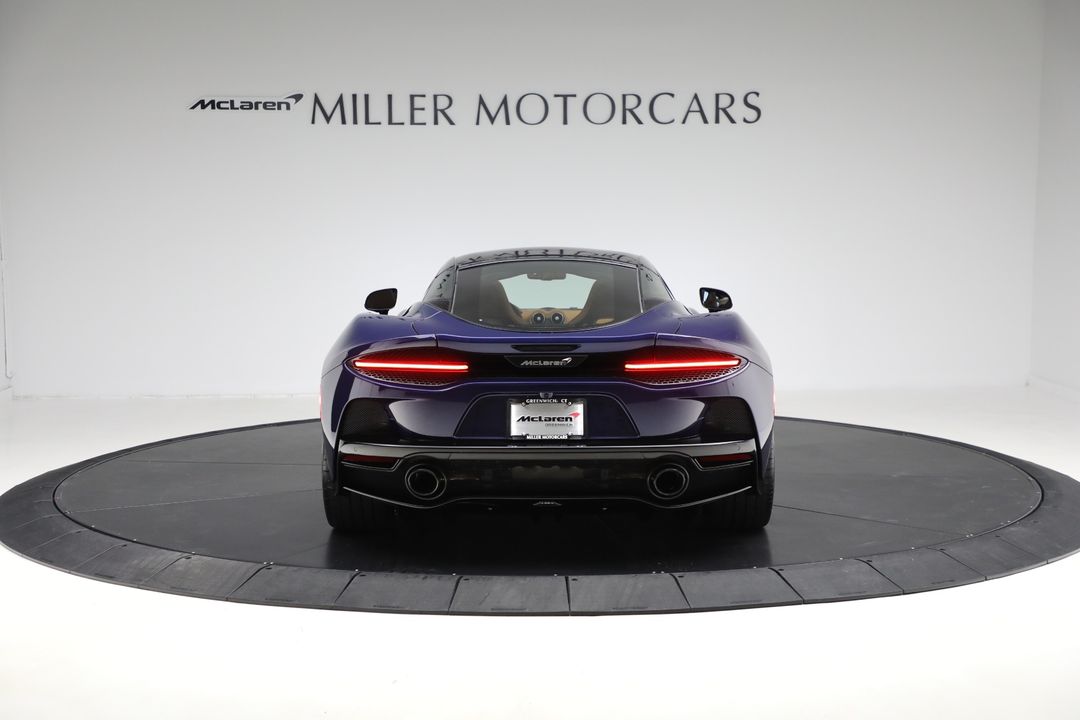 2023 McLaren GT