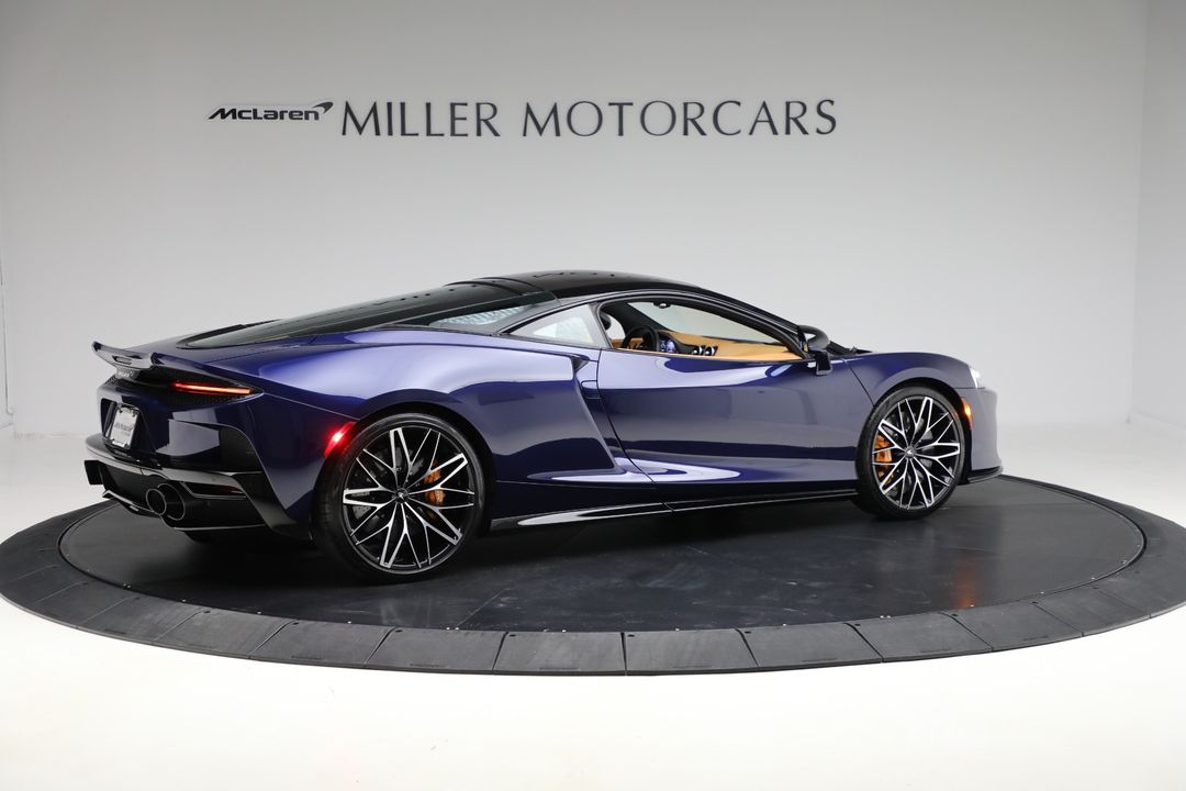 2023 McLaren GT