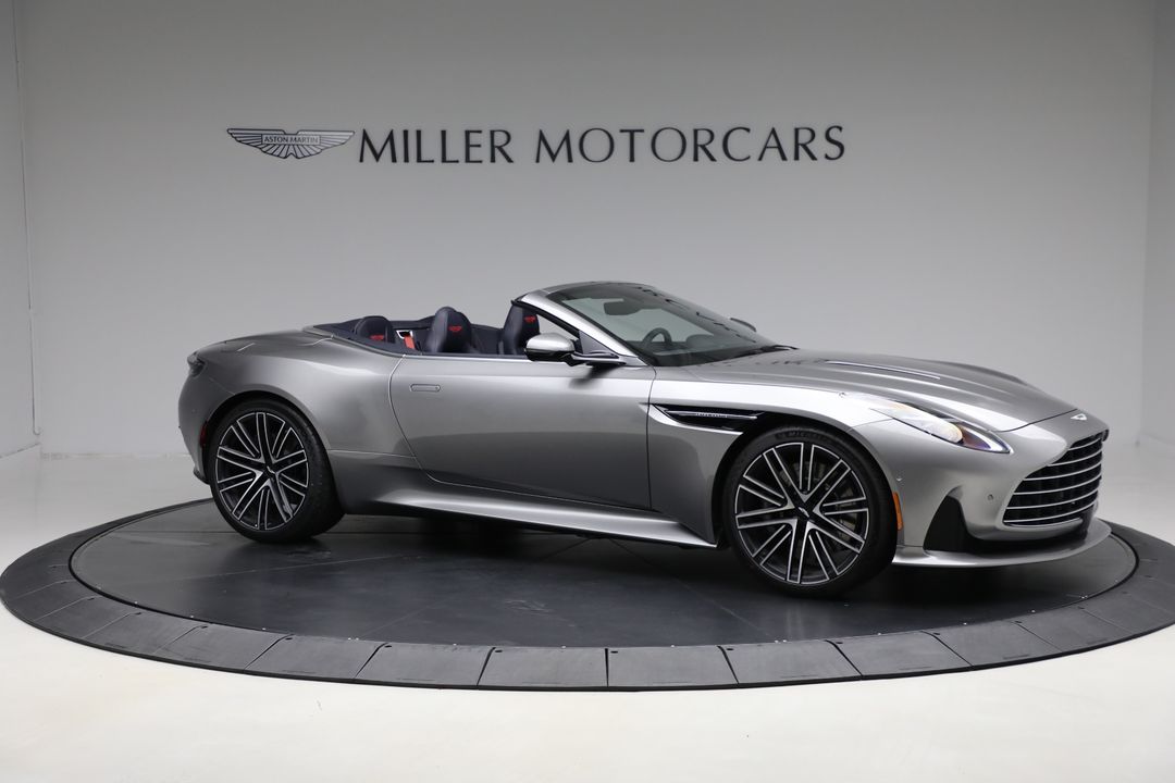 2025 Aston Martin DB12