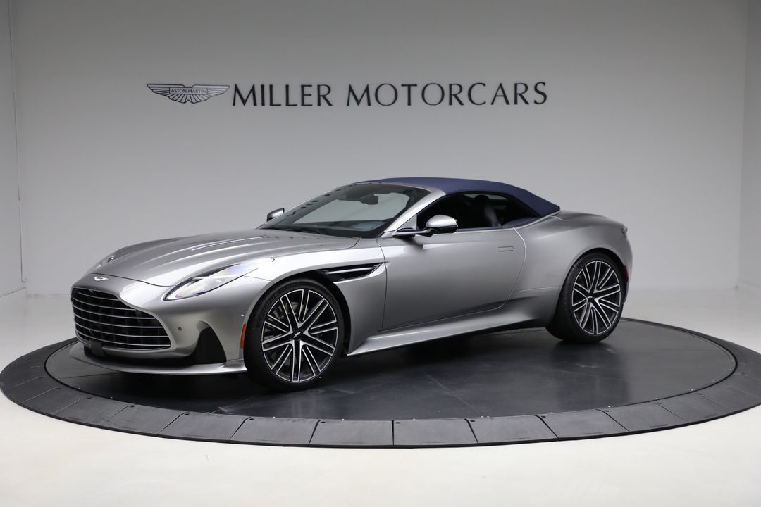 2025 Aston Martin DB12