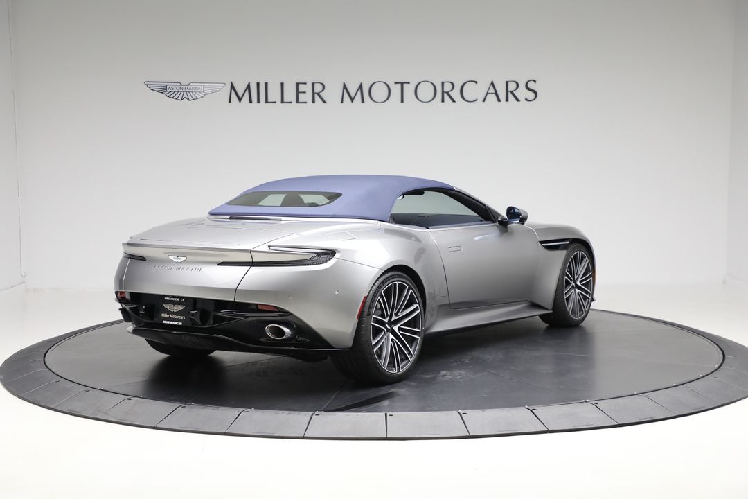 2025 Aston Martin DB12