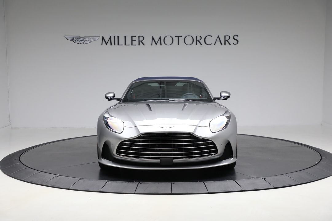 2025 Aston Martin DB12