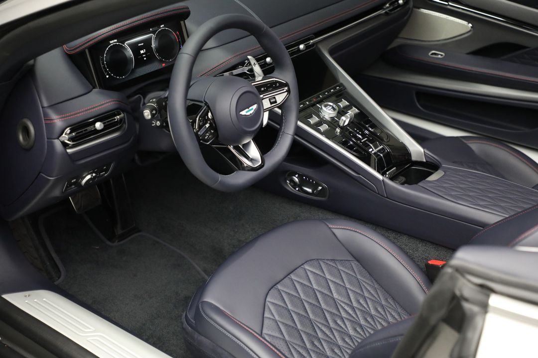 2025 Aston Martin DB12