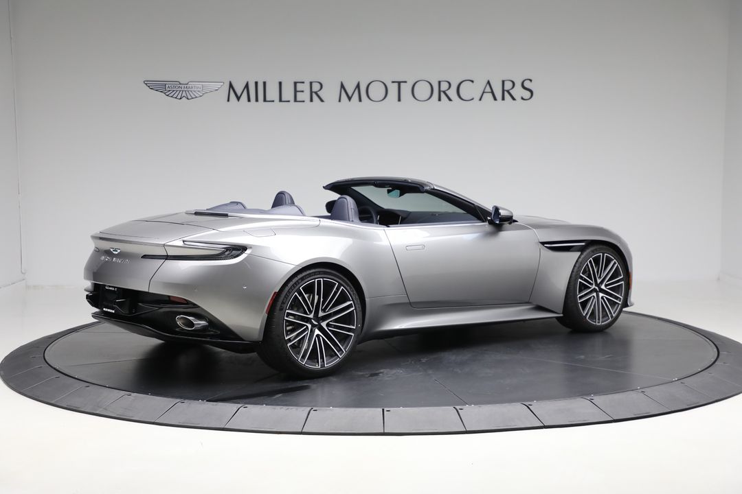 2025 Aston Martin DB12