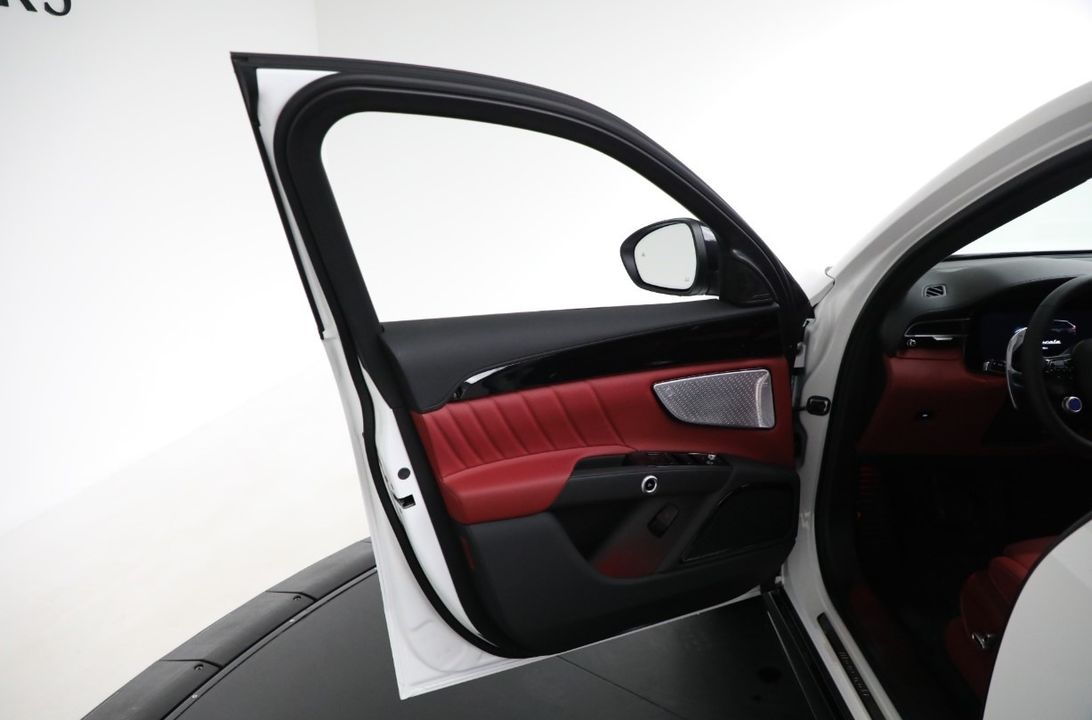 2025 Maserati Grecale