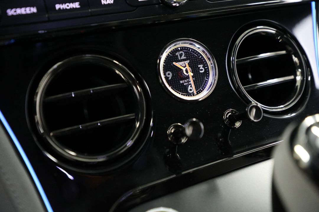 2025 Bentley Continental