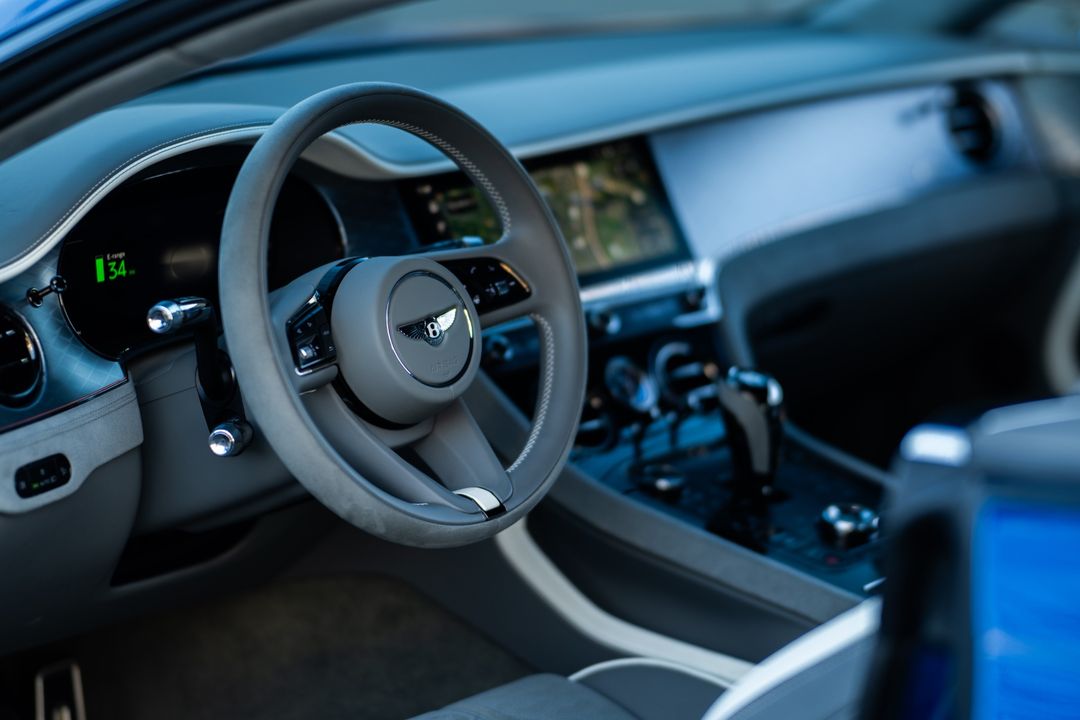 2025 Bentley Continental