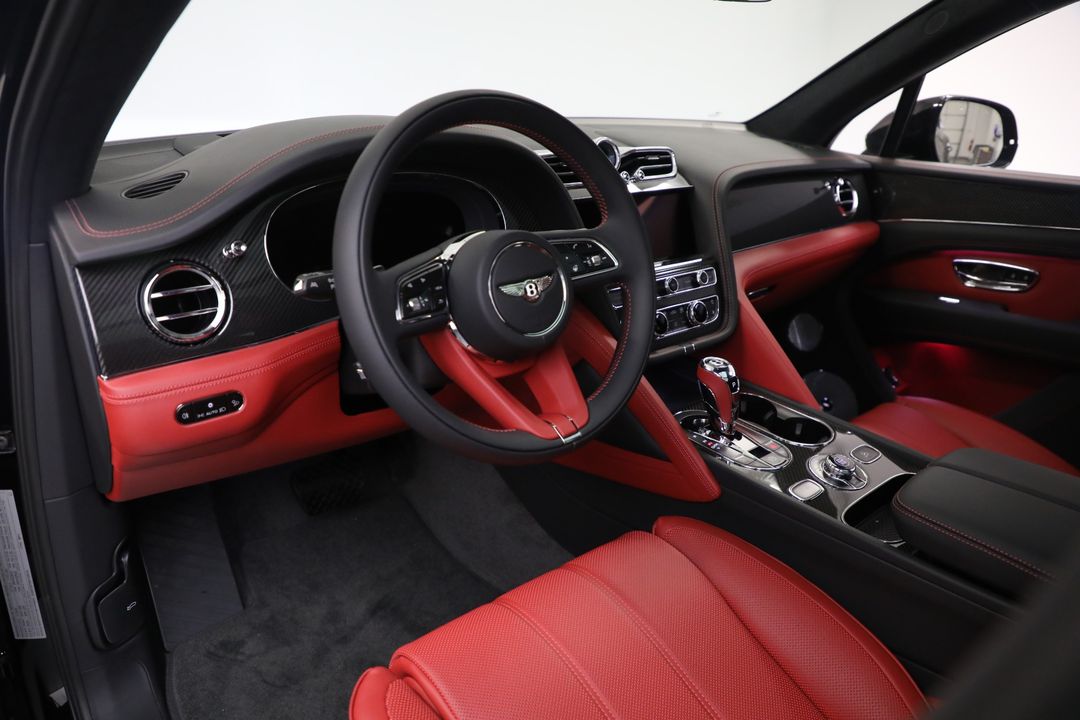 2025 Bentley Bentayga