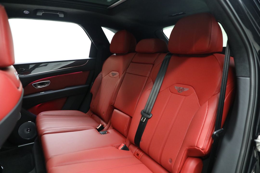 2025 Bentley Bentayga