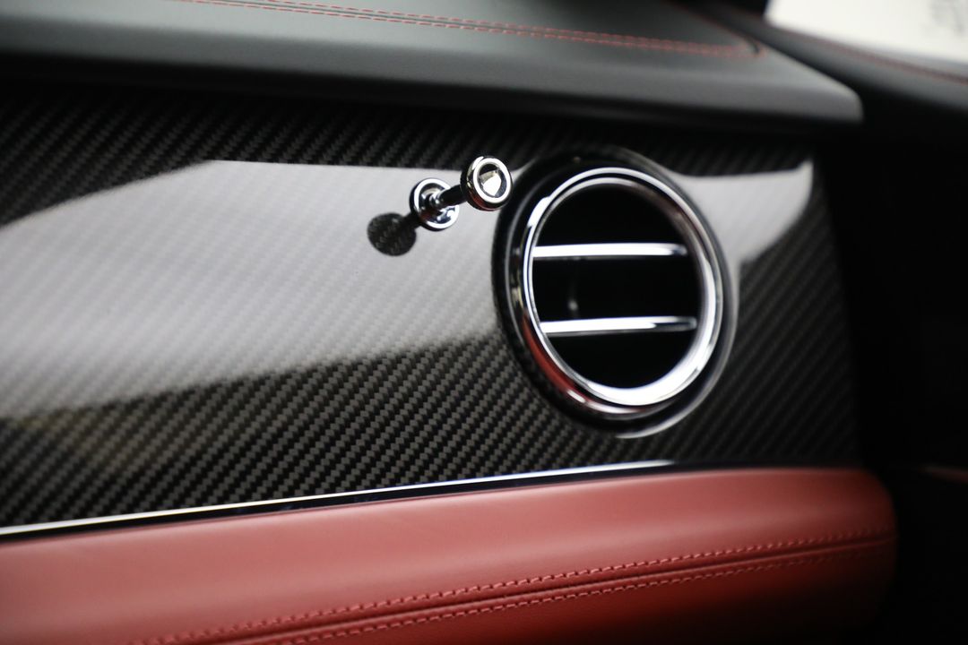 2025 Bentley Bentayga