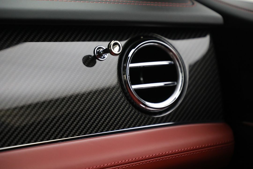 2025 Bentley Bentayga