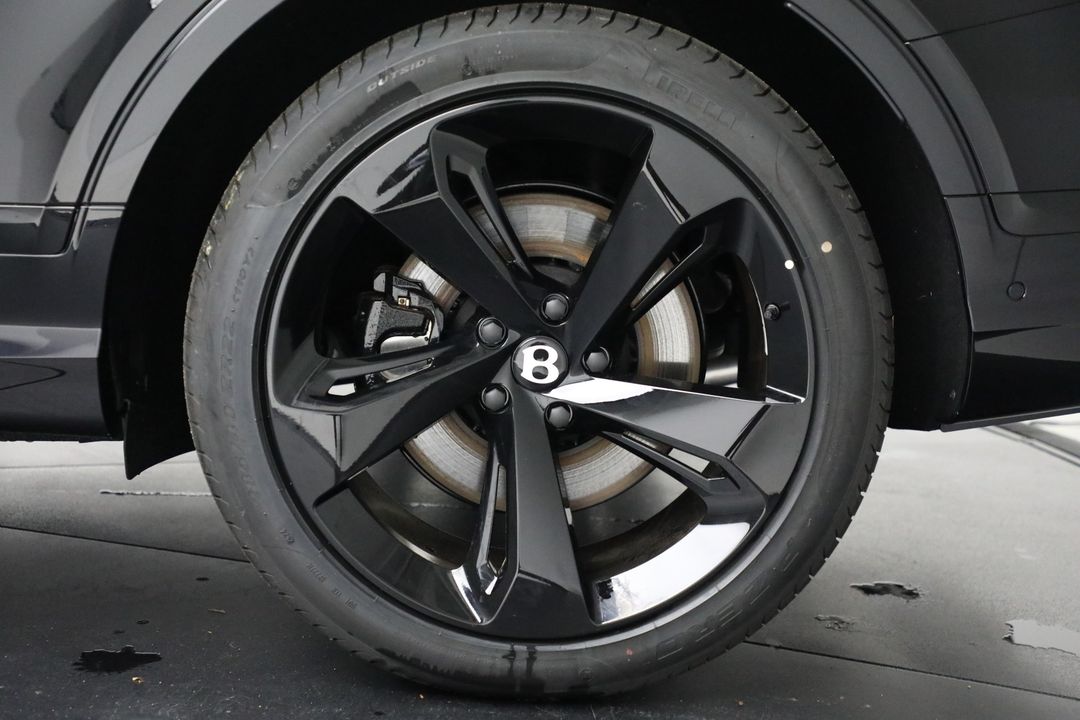 2025 Bentley Bentayga