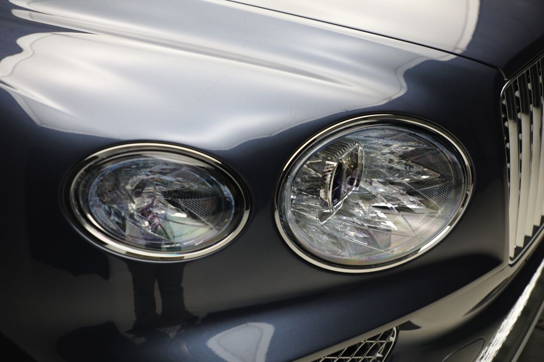 2025 Bentley Bentayga EWB