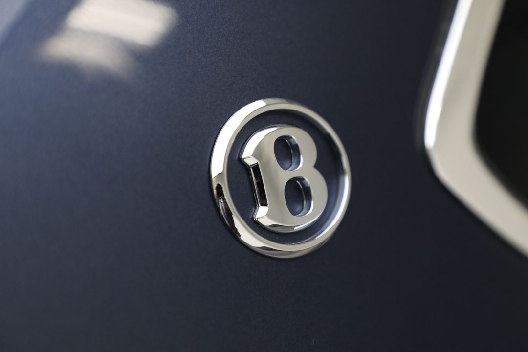 2025 Bentley Bentayga EWB