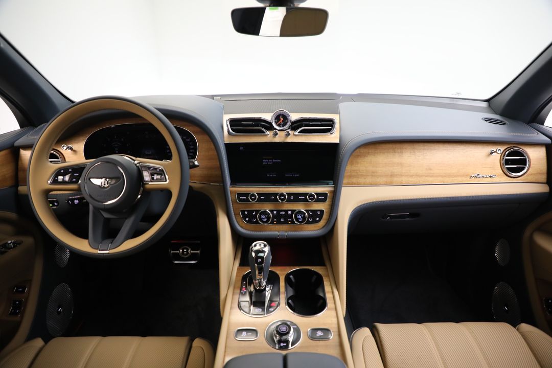 2025 Bentley Bentayga EWB