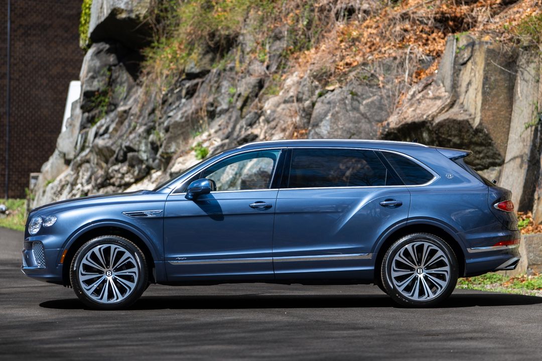 2025 Bentley Bentayga EWB