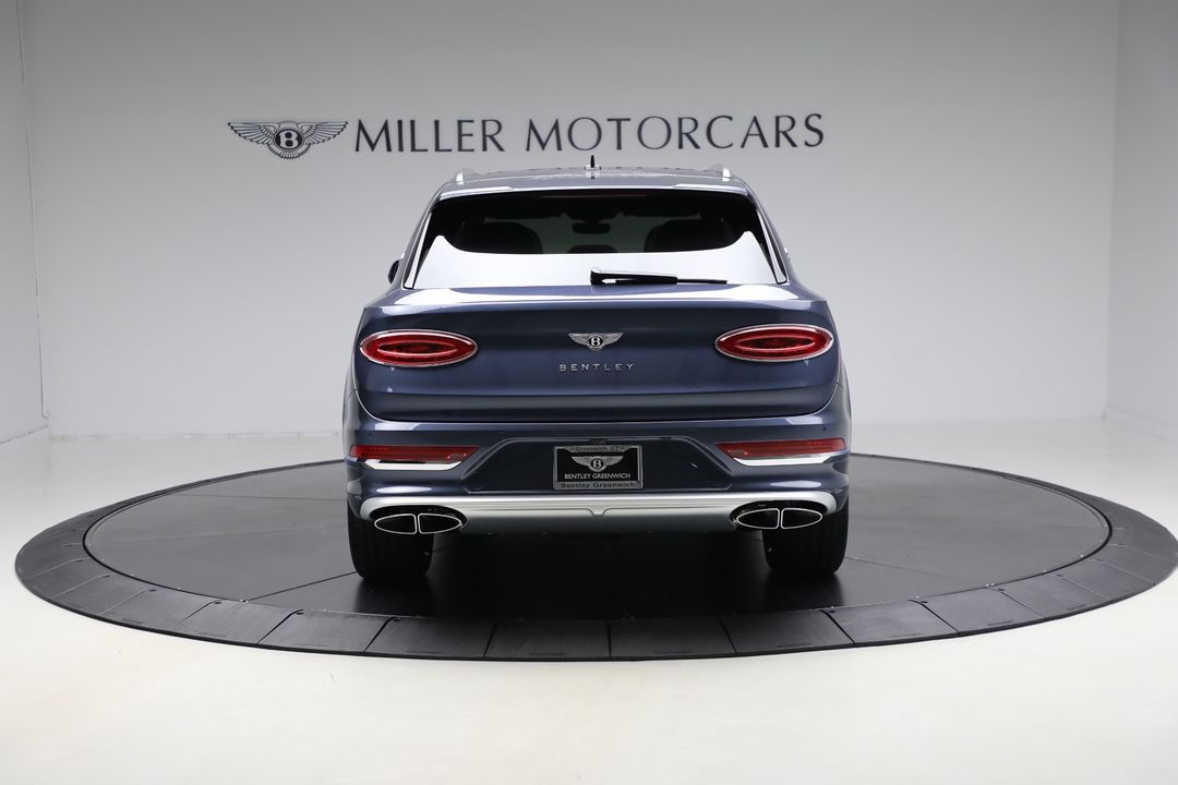 2025 Bentley Bentayga EWB