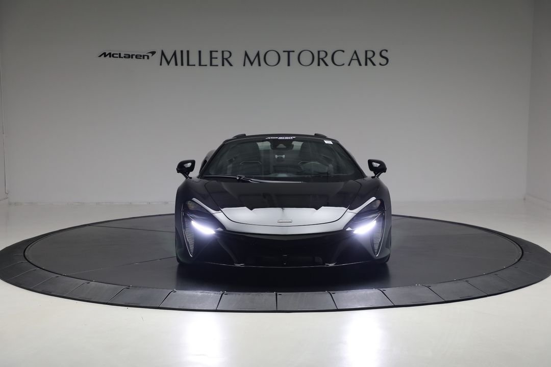 2025 McLaren Artura Spider