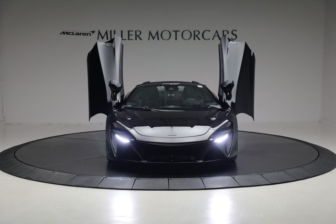 2025 McLaren Artura Spider