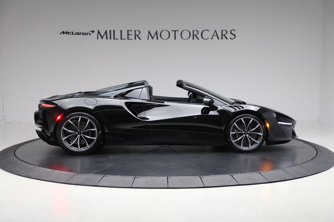 2025 McLaren Artura Spider