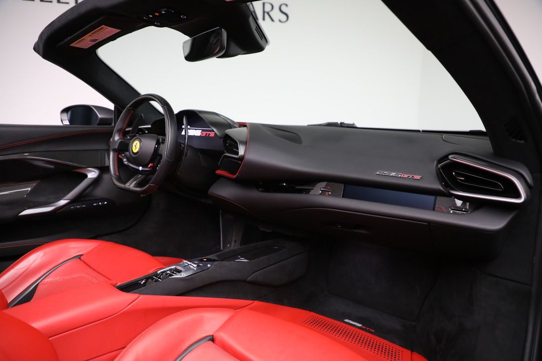 2023 Ferrari 296 GTS