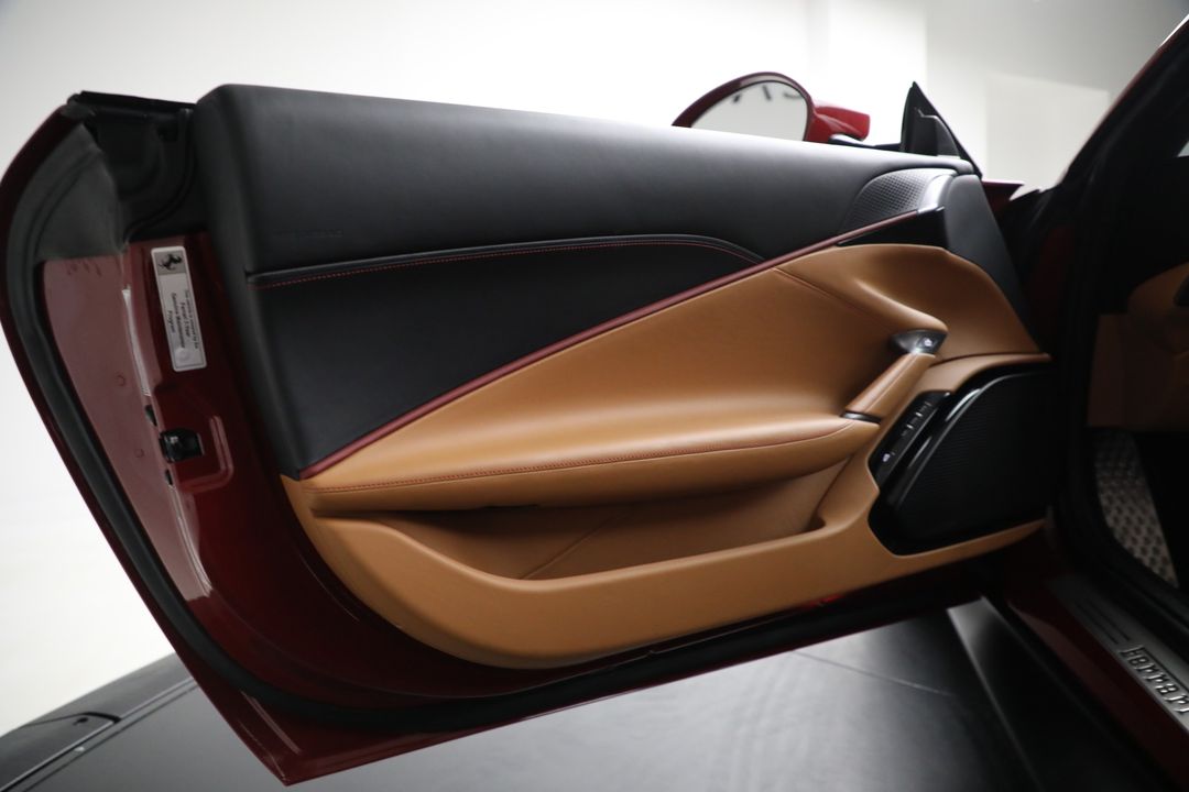 2024 Ferrari Roma Spider