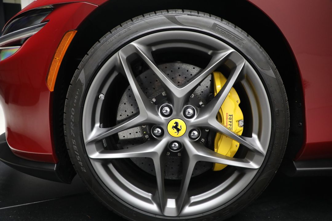 2024 Ferrari Roma Spider