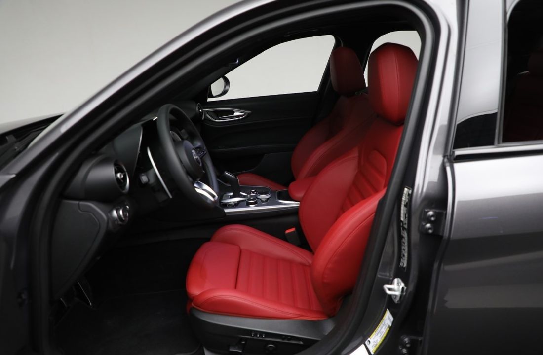 2025 Alfa Romeo Giulia