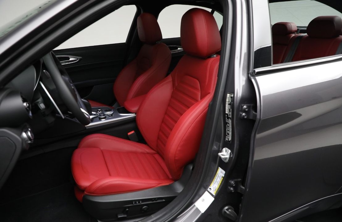 2025 Alfa Romeo Giulia