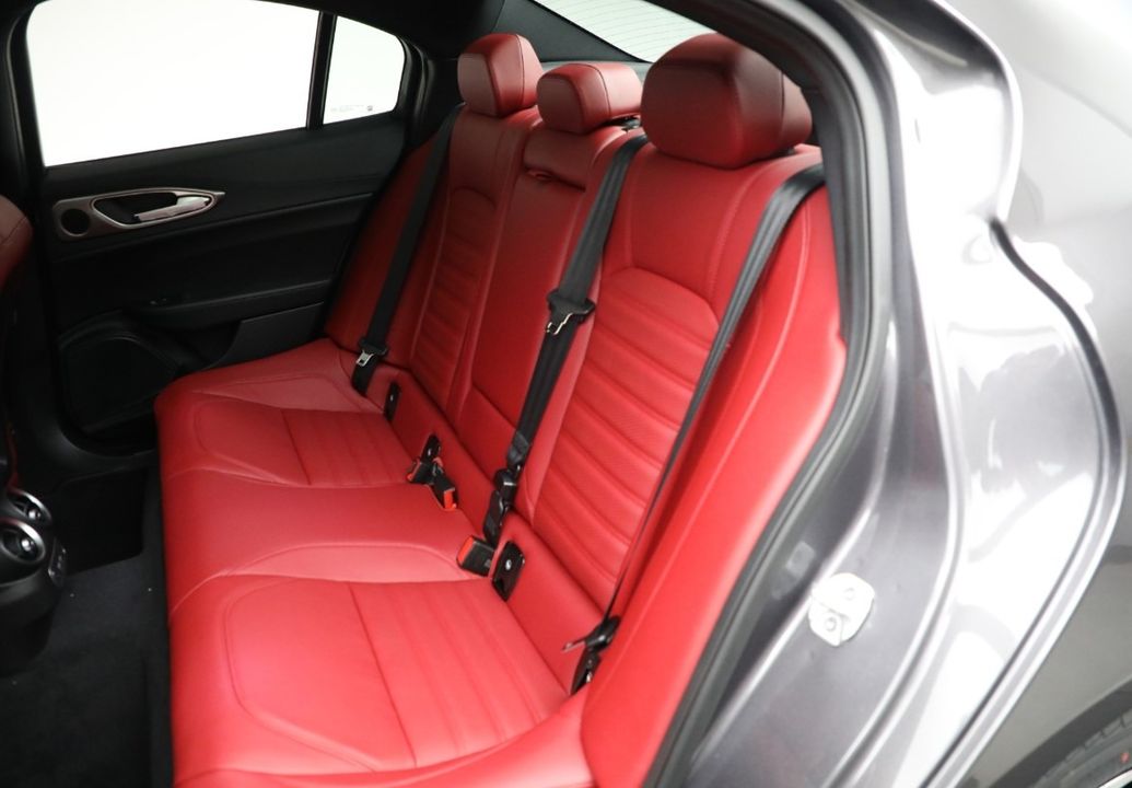 2025 Alfa Romeo Giulia