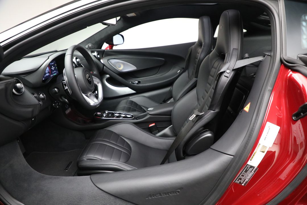 2025 McLaren GTS