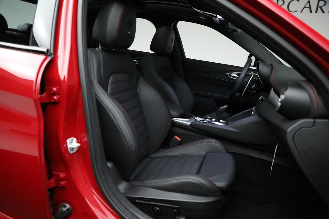 2025 Alfa Romeo Giulia