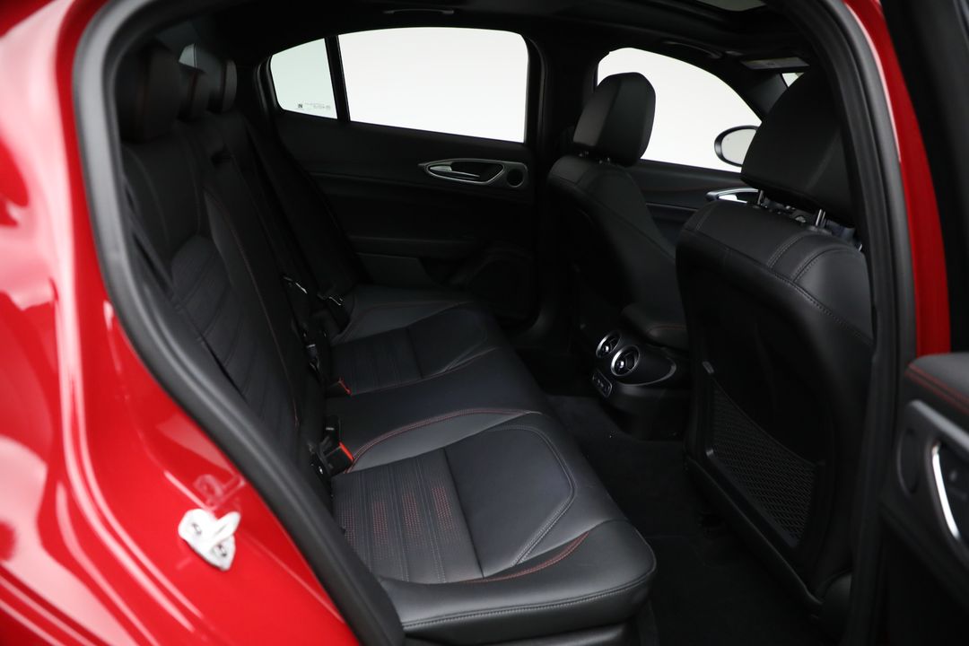 2025 Alfa Romeo Giulia