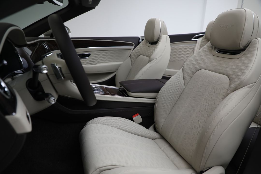 2025 Bentley Continental